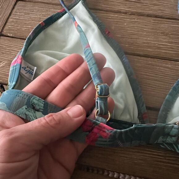 La Vie En Rose Parrot Print High Leg Triangle‎ Bikini Bathing Suit. - Picture 10 of 13